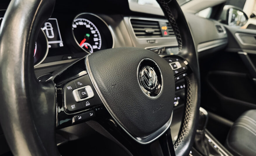 Volkswagen Golf 1.4 TSI Lounge| DSG automaat| Panoramadak| Navigatie| Cruise control| Parkeersensoren| Stoelverwarming| VOL|