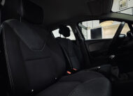 Renault Clio 1.5 dCi ECO Expression| Navigatie| LED| Airco| Cruise control| NAP| Bluetooth verbinding| BLACK edn| Sport velgen|