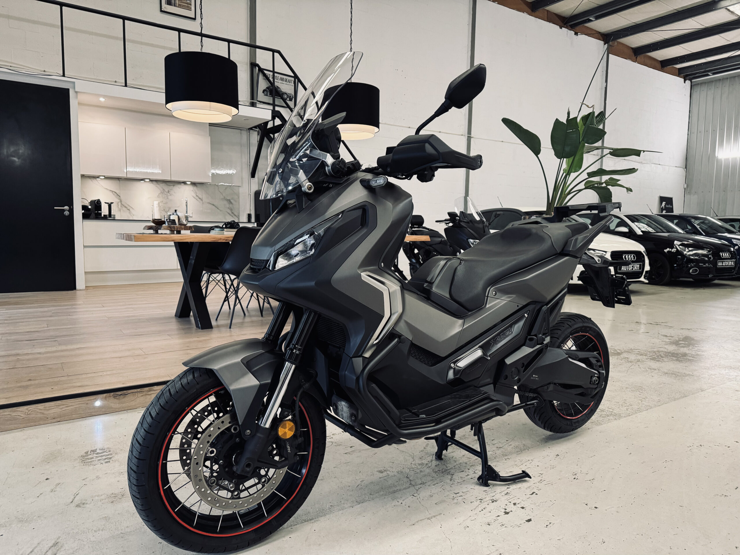 Honda Scooter NC 750 X-ADV |A rijbewijs |Automaat |ABS |LED verlichting |FULL option|