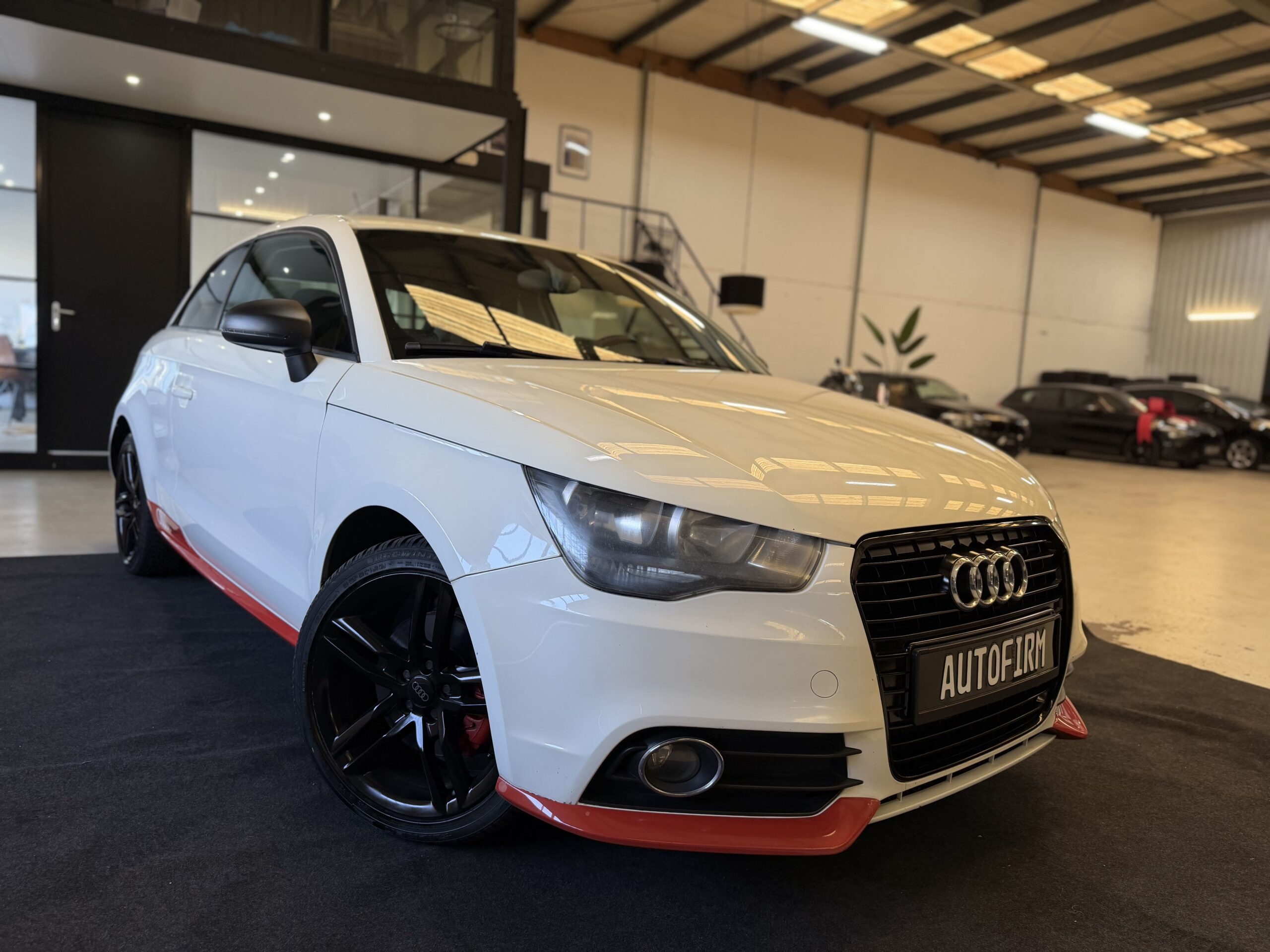Audi A1 1.4 TFSI Automaat 122 PK Dealer onderhouden Sport Edition Stoelverwarming Parkeersesoren