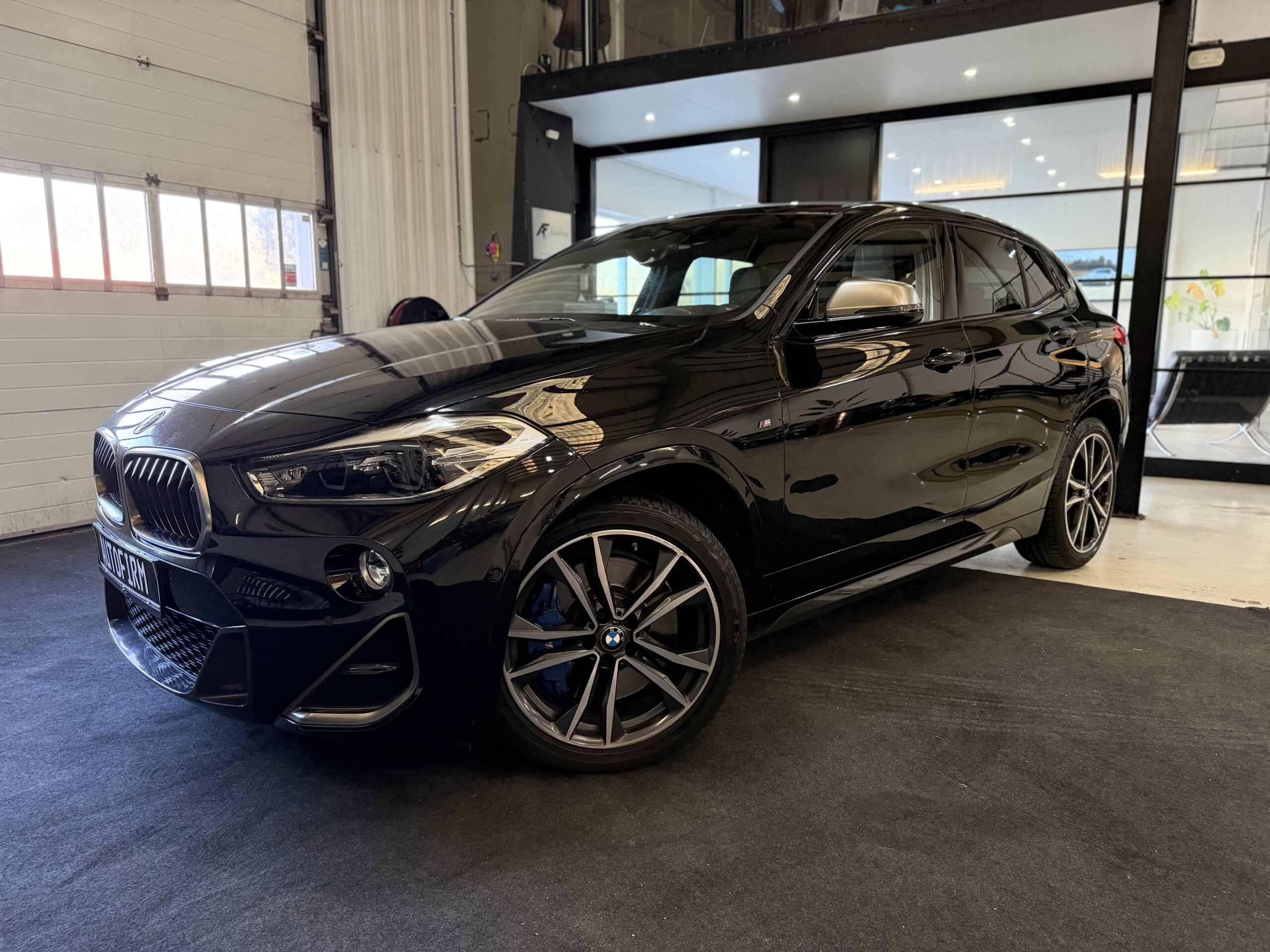 BMW X2 M35i 306 PK Steptronic automaat Navigatie Trekhaak LED verlichting VOL lederen bekleding Sport