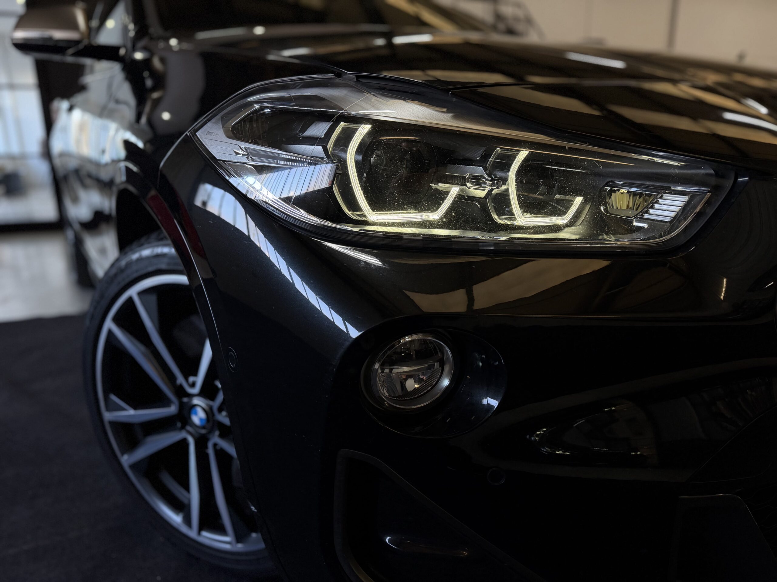 BMW X2 M35i 306 PK Steptronic automaat Navigatie Trekhaak LED verlichting VOL lederen bekleding Sport