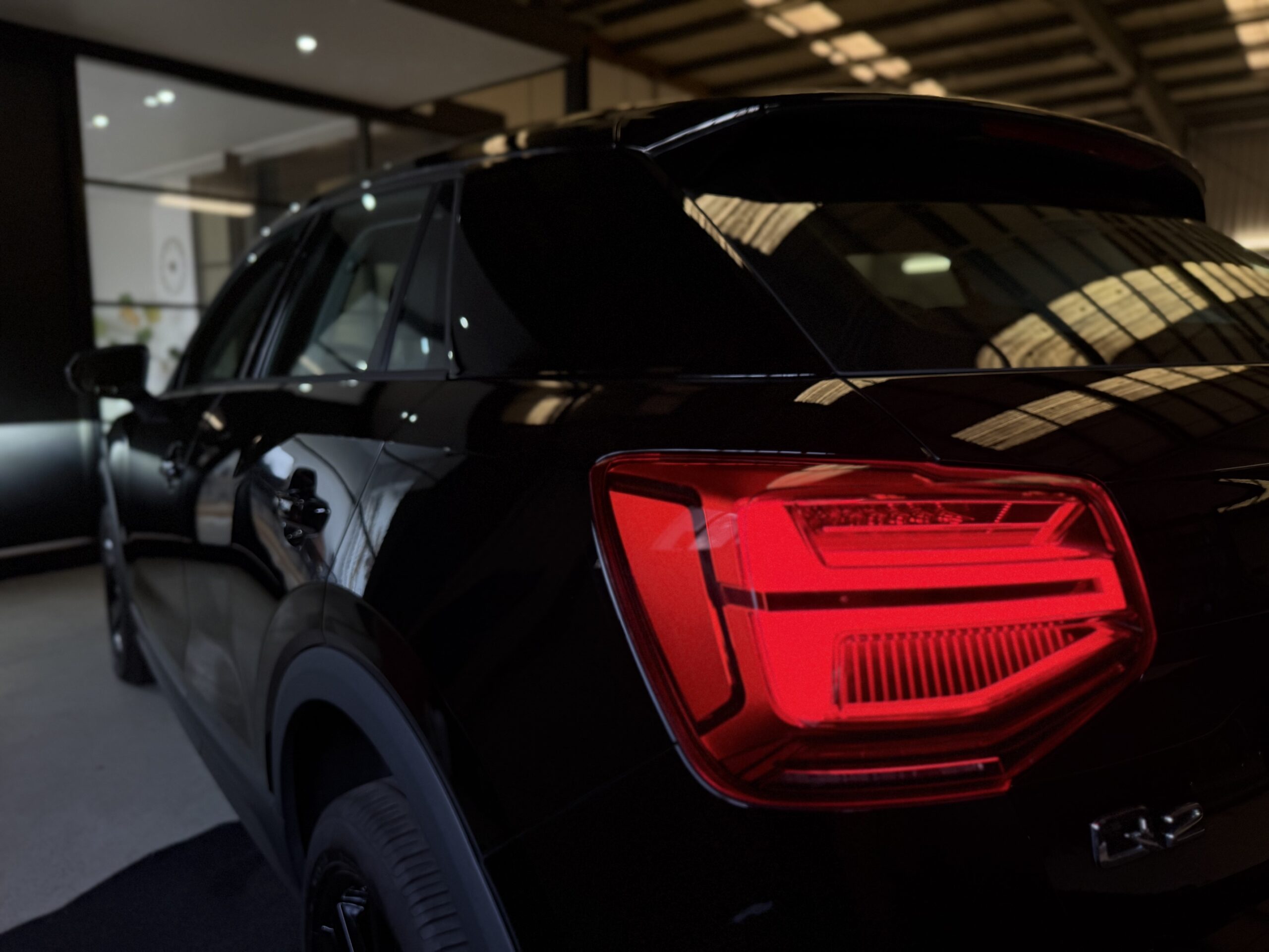 Audi Q2 1.0 TFSI 116PK Design Black Edition Dealer onderhouden Garantie mogelijk ACC Cruise control 17′ LM